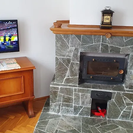 Prazdninovy Dum Hradiste *